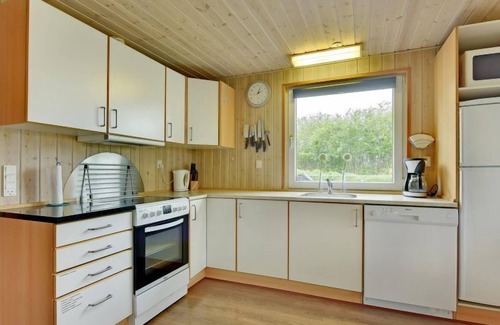 Hejlsminde Strand House | "Peder" - 950m from the sea by Interhome
