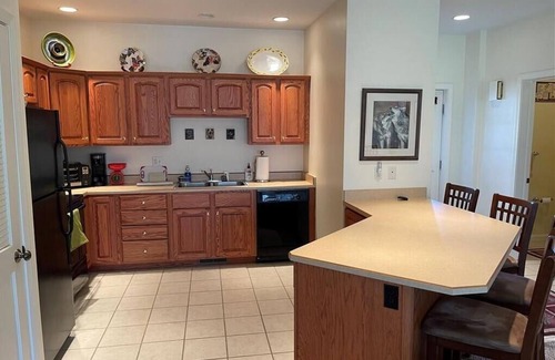 Clymer Condo | Peek n Peak condo on resort