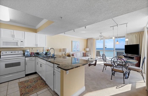 Destin Condo | Pelican Beach 0411 1 Bedroom Condo by Pelican Beach Management