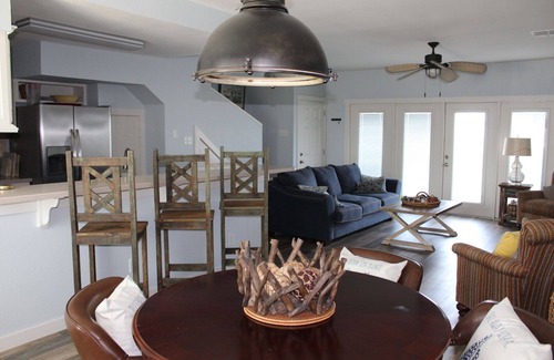 Port Mansfield Condo | Pelican Point #10 - Beautiful Complex, Gorgeous Sunrises & Easy Access