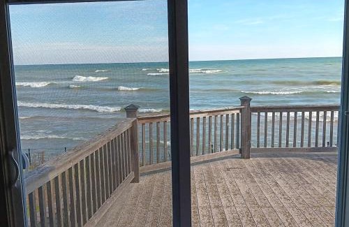 Sheboygan House | Pelican Point - Private Retreat