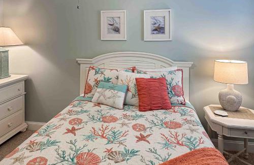 Atlantic Beach Apartment | Pelican Point