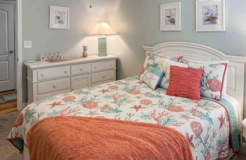 Atlantic Beach Apartment | Pelican Point