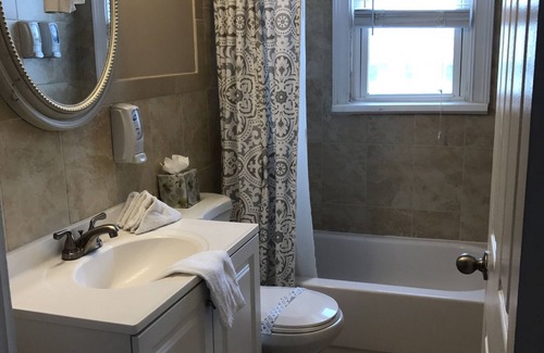 Point Pleasant Beach Hotel | Pelican Point Motel