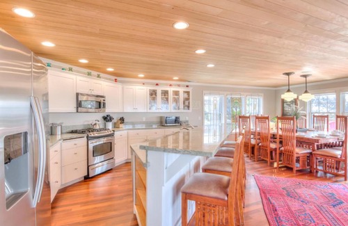 Roads End House | Pelican Reach