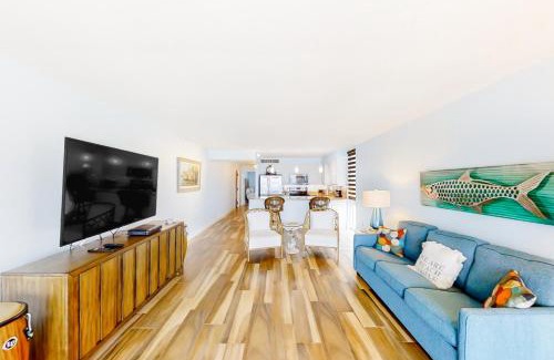 Indian Rocks Beach Apartment | Pelican's Cove 401