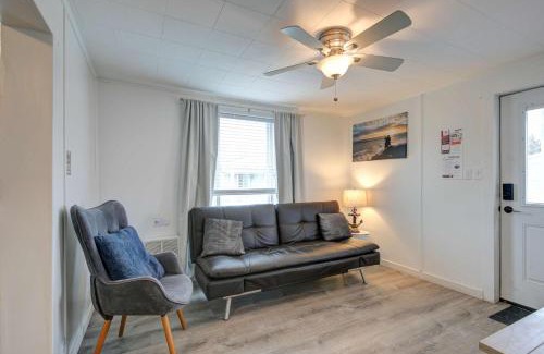 Grayland House | Pelican's Perch 1-Bed by the Sea w fireplace