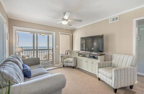 Myrtle Beach House | Pelican's Watch Cozy Oceanfront Unit 304