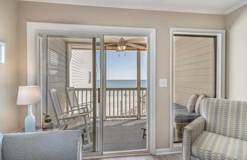 Myrtle Beach House | Pelican's Watch Cozy Oceanfront Unit 304