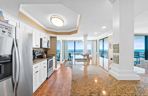 Holiday Beach Condo | Pelican Walk 408 Stay Gulf Front with FREE Chairs!