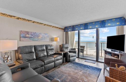Wilmington Beach Apartment | Pelican Watch #405