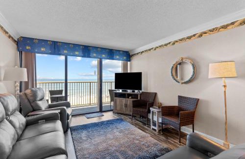 Wilmington Beach Apartment | Pelican Watch #405