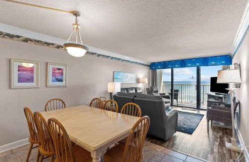 Wilmington Beach Apartment | Pelican Watch #405