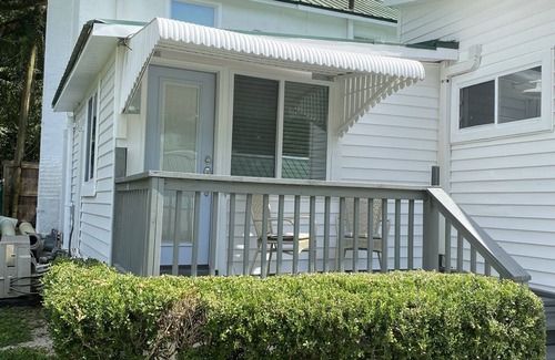 Fairhope Apartment | Pelicans House at The Bayhouse and Bungalows of FH