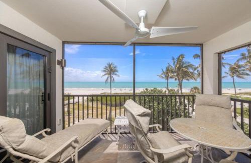 Sanibel Apartment | Pelicans Roost 301 condo