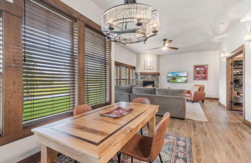 Dover Bay Apartment | Pend Oreille Hideaway