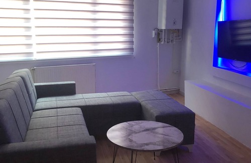 Pendik Apartment | PENDİK ÇARŞIDA HAVAALANINA YAKIN DAİRELER