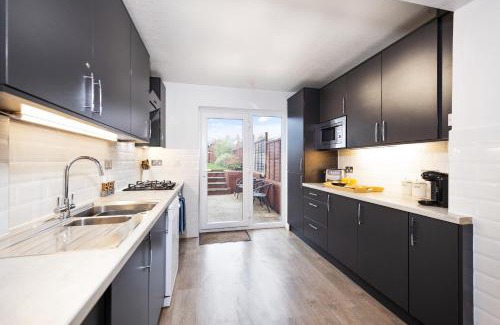 Long Itchington House | Pendicke Cottage, Southam