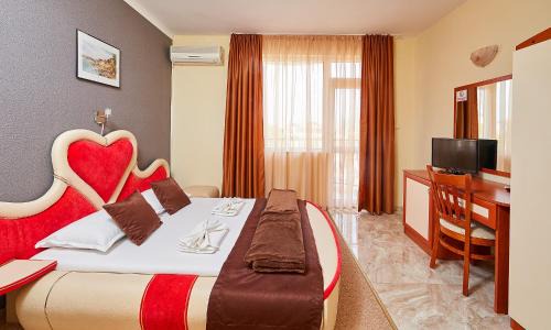 Old Town Hotel | Peneka Hotel