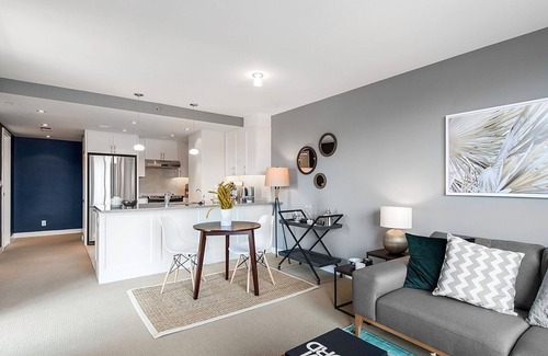Penn Quarter Apartment | Penn Qtr 1BR w/Great Views + Gym, near Metro by Blueground