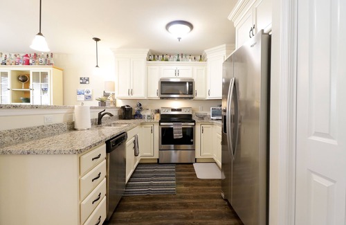 State College House | Penn State - Happy Valley - Townhome - 5 min to town