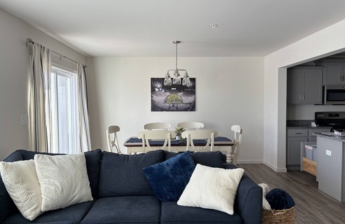State College House | PENN STATE HOUSE-New construction, 3-BR townhome, 4 miles from Beaver Stadium.