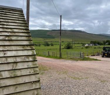 Campbeltown Apartment | Penny gown farm pod