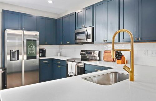 North Charleston House | Penny Lane Park Circle 15m dwtn CHS