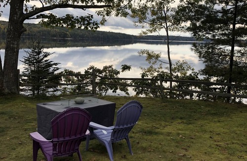 Penobscot Cottage | Penobscot Bay Cottage. Saturday-to-Saturday rentals. Pet Friendly. Waterfront.