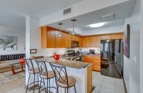 Pensacola Beach Condo | Pensacola Beach Condo w/Patio & Access to Beach!
