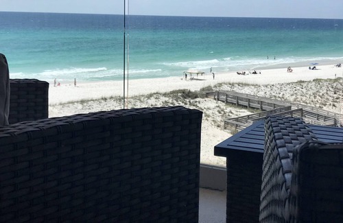 Pensacola Beach Condo | Pensacola Beach 🇺🇸 Beautiful Balcony Sunsets🌅 Gulf Front☀️ Regency Towers ❤️Couples