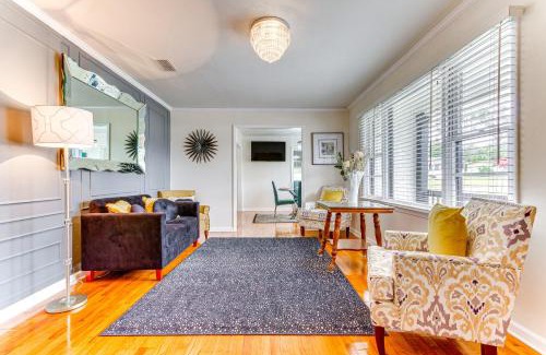 South Pensacola House | Pensacola Home with Covered Patio 1 Mi to Downtown!