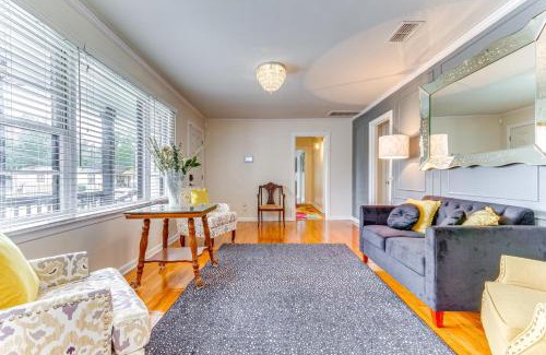 South Pensacola House | Pensacola Home with Covered Patio 1 Mi to Downtown!