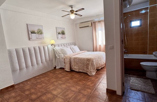 Arroyo de la Miel House | Pensión Serramar