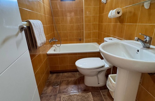 Arroyo de la Miel House | Pensión Serramar