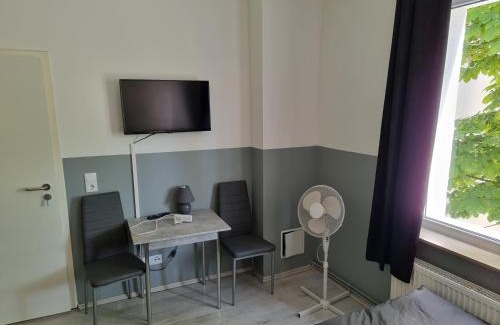 Goethestraße Apartment | Pension 44 - Monteurs- und Zimmervermietung - Ab 5 Übernachtung buchbar!