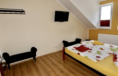 Eisenach House | Pension between the Wartburg and the city center - both in minutes on foot