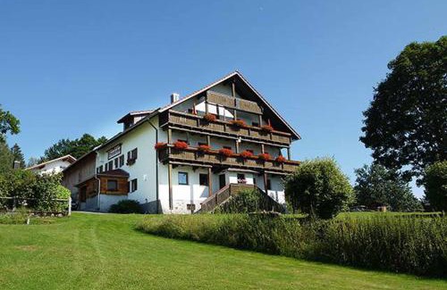 Neuschoenau House | Pension Draxlerhof