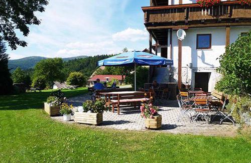 Neuschoenau House | Pension Draxlerhof