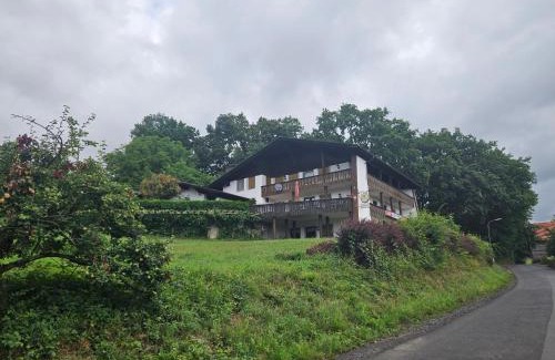 Bad Soden-Salmuenster House | Pension Forellenhof