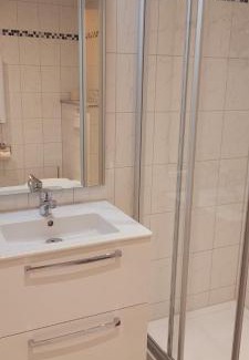 Groß Quassow House | Pension & Gasthof Storchennest