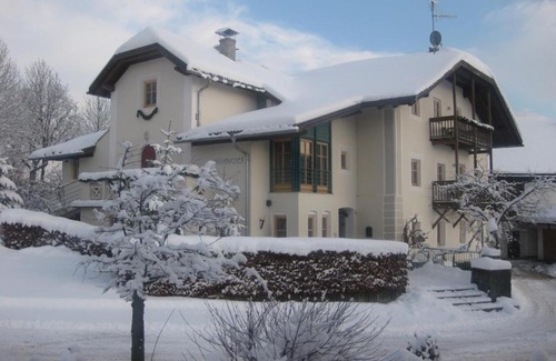 Issengo Apartment | Pension Grünbacher