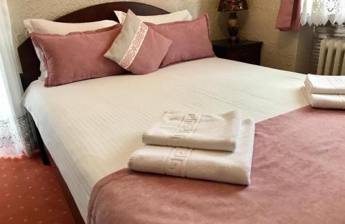 Radauti House | Pension Hotel Fast