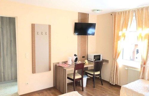 Adorf House | Pension in Adorf/Vogtland: Quietly situated, family-friendly.