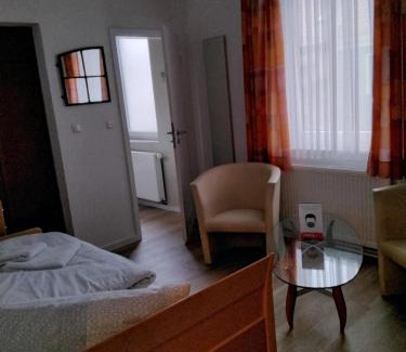 Hastedt House | Pension Insulaner