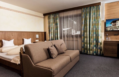 Zell am Ziller Hotel | Pension Kreuzjoch