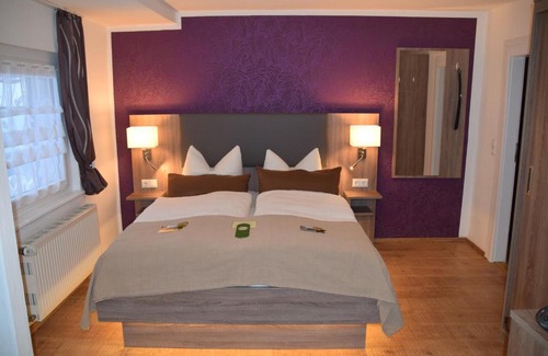 Pfaffendorf House | Pension Lachmann