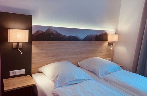 Munchen District House | Pension Lindenhof