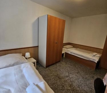 Bergen Enkheim House | Pension Seckbach