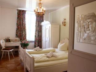 Angerviertel House | Pension Seibel